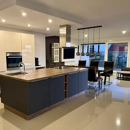 Blue Lagoon Makarska