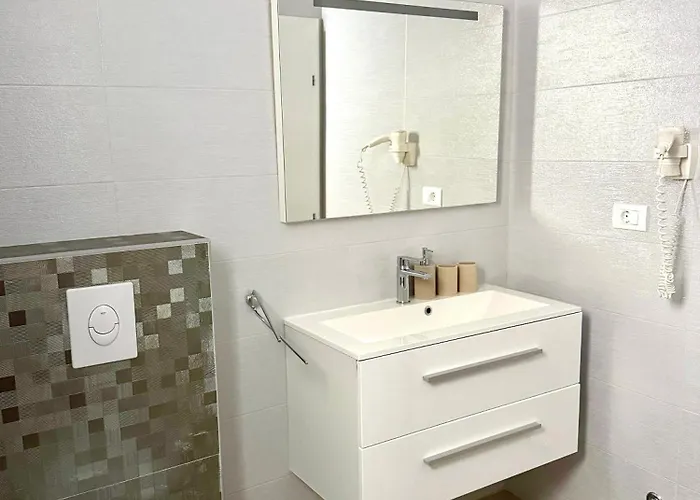 Blue Lagoon * Макарська